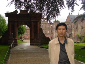 董事長(zhǎng)   劉國(guó)慶（一級(jí)注冊(cè)建筑師）