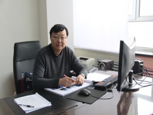 院長(zhǎng)  張曉春（一級(jí)注冊(cè)建筑師  注冊(cè)城鄉(xiāng)規(guī)劃師）